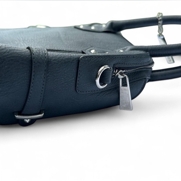 Steve Madden Dome Black Hand and Crossbody Bag - Picture 4 of 12